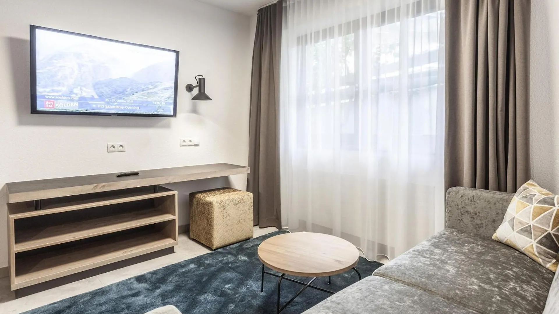 Holiday Flats Landhaus Falkner Soelden - Otr03505-Cya 0*, Solden Austria